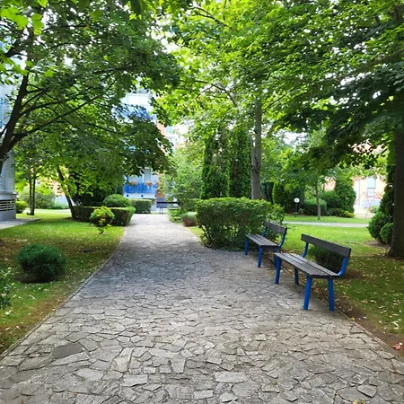 с 2 спални в Apartment *